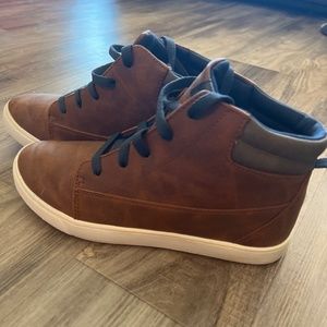 Youth Boys Brown Tennis Shoes